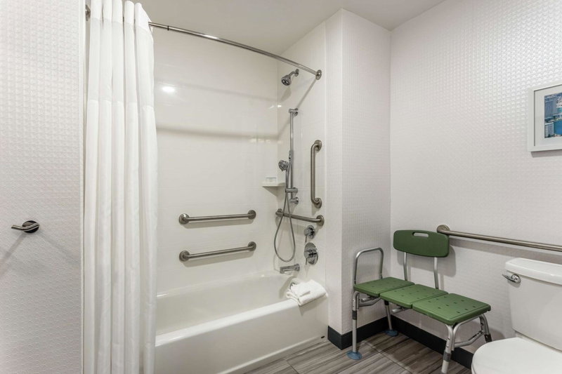 Hampton Inn Oakland Downtown-City Center, Oakland, United States