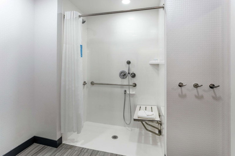 Hampton Inn Oakland Downtown-City Center, Oakland, United States