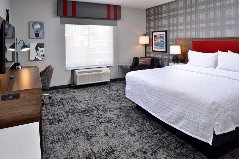 Hampton Inn & Suites Greensboro Downtown, Nc, Greensboro, United States