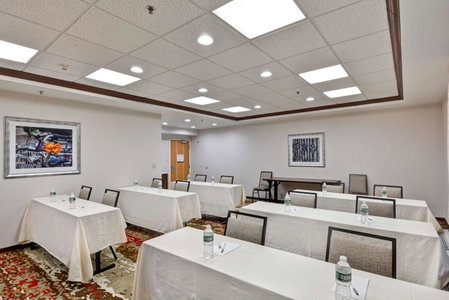 Hampton Inn Albany-Wolf Road, Latham, United States