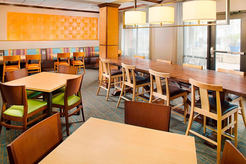 Fairfield Inn & Suites by Marriott San Antonio SeaWorld / Westover Hills, San Antonio, Соединённые Штаты