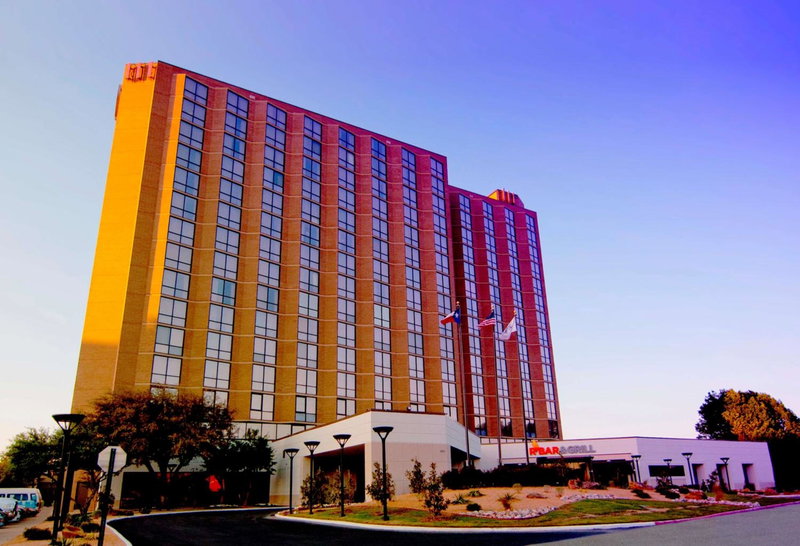 Hilton Arlington, Arlington, United States