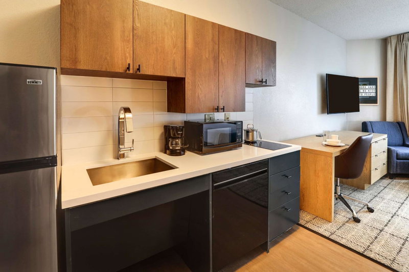 Sonesta Simply Suites Miami Airport Doral, Miami, United States