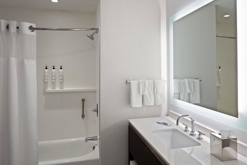TownePlace Suites by Marriott Boston Logan Airport/Chelsea, Chelsea, United States
