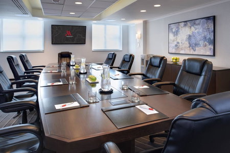 Chicago Marriott Suites O'Hare, Rosemont, United States