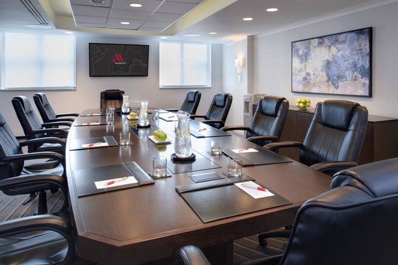 Chicago Marriott Suites O'Hare, Rosemont, United States