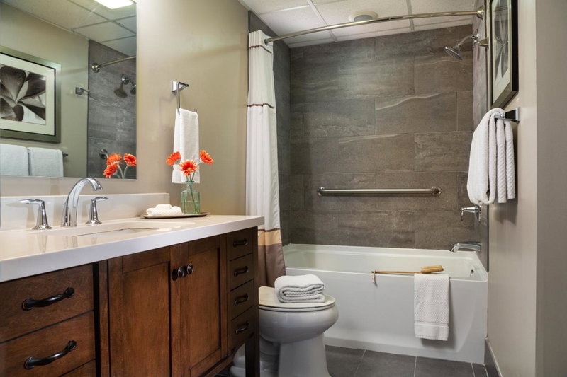 Meadowbrook Inn, Blowing Rock, United States