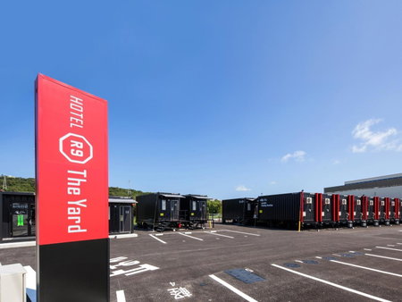 HOTEL R9 The Yard Uruma, Uruma, Japan