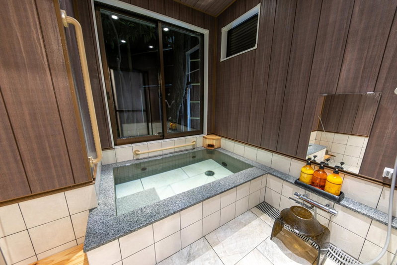 Atami Onsen Yamaki Ryokan, Atami, Japan