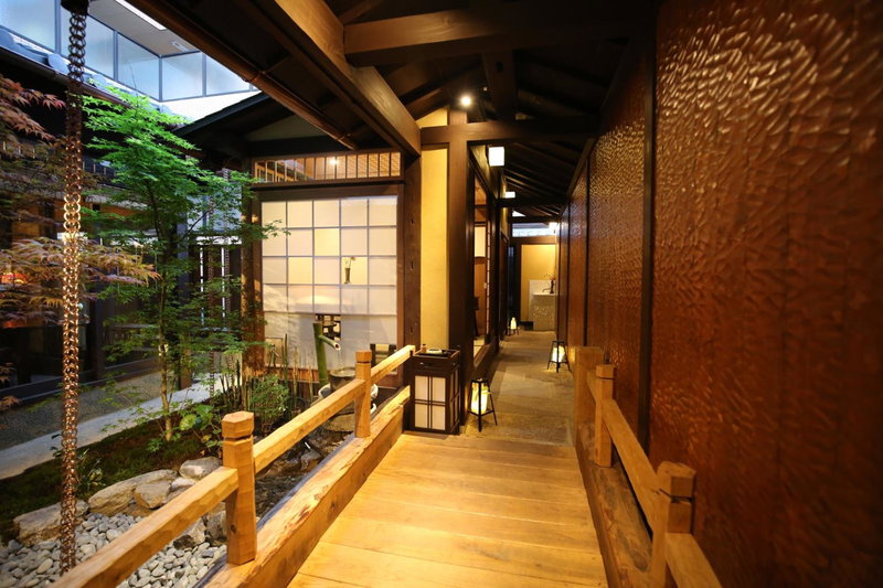 Roman Kan, Kyoto, Japón