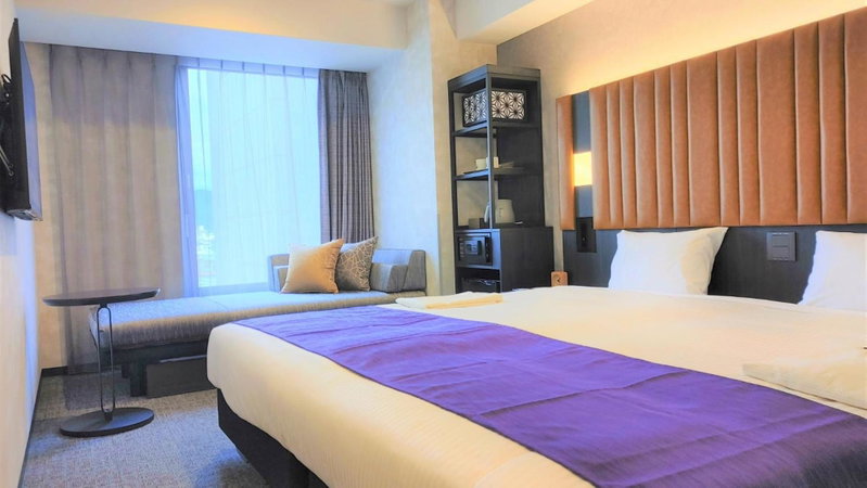 hotel MONday KYOTO MARUTAMACHI, Kyoto, Япония