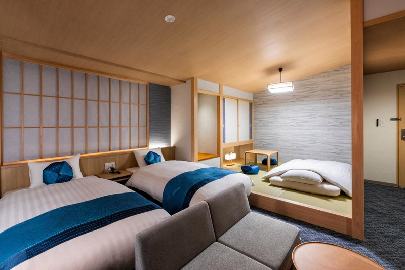 Rinn Niomon, Kyoto, Japan