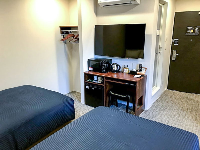 Hotel Livemax Chiba Sogaekimae, Chiba, Japan
