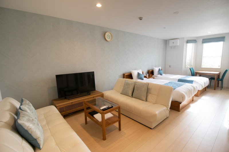 Hotel Santa Barbara Miyakojima Resort, Miyako Island, Japón