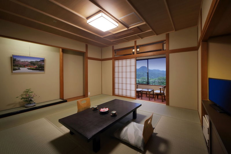 Kagaribi No Yu Ryokusuitei, Sendai, Japan