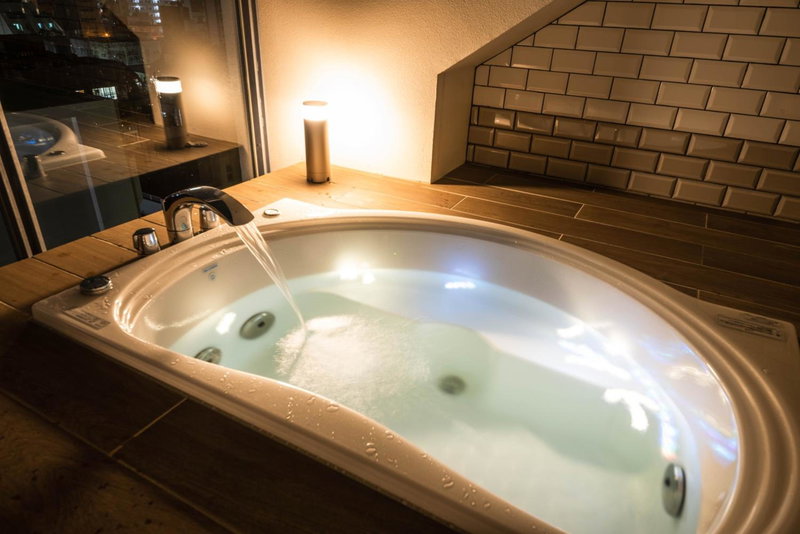Hotel Brick, Naha, Japan