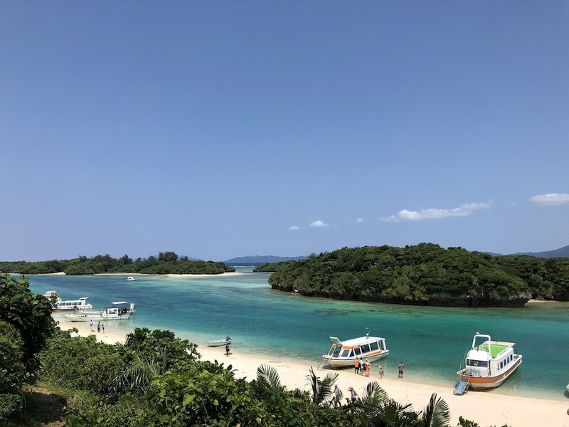 Painushima Resort Coral Fish, Ishigaki, Japan