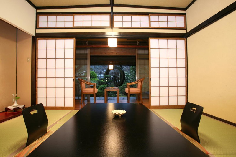 Yumerindo, Minamioguni, Japón
