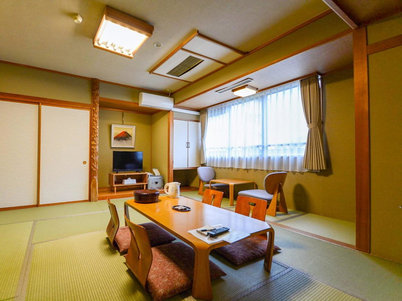 Hoshikawakan, Yamanouchi, Япония