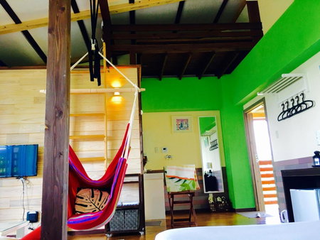 Ma-Blue Garden House, Motobu, Япония