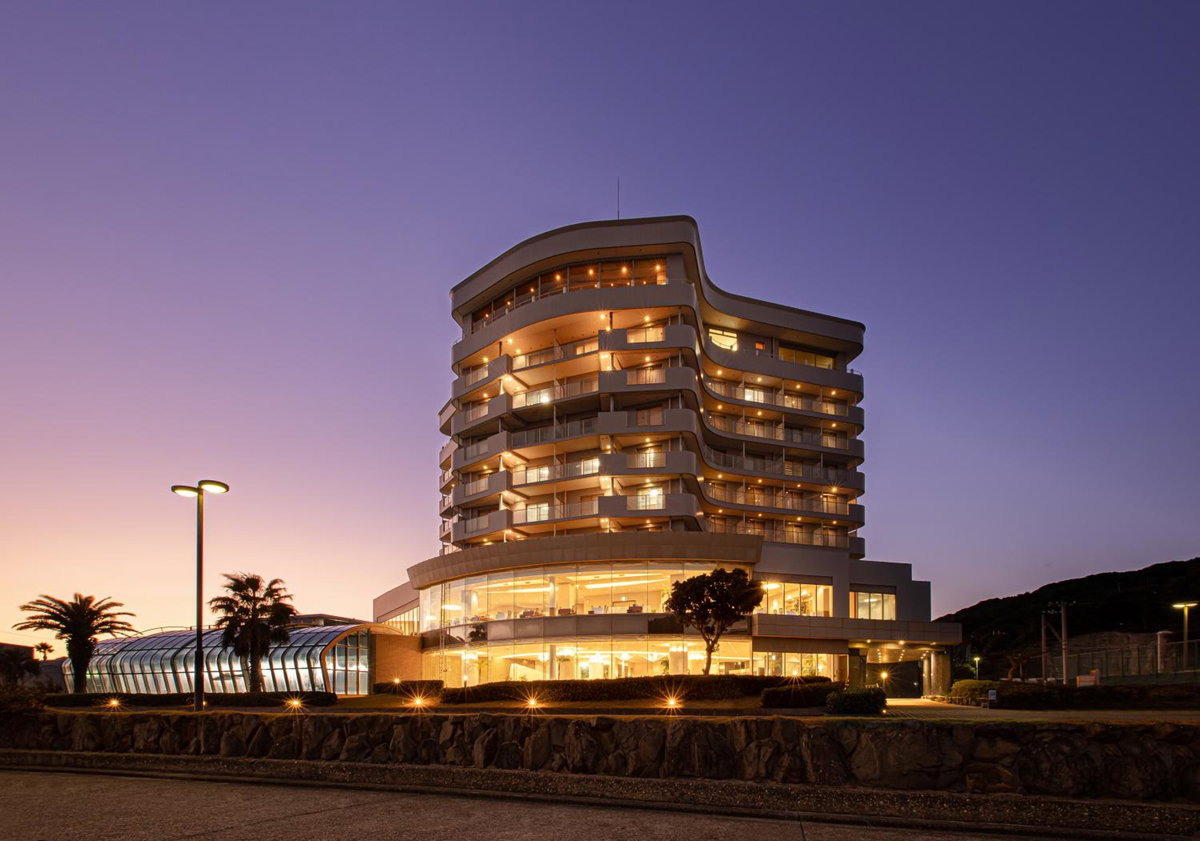 The Gran Resort Elegante Awajishima, Japón