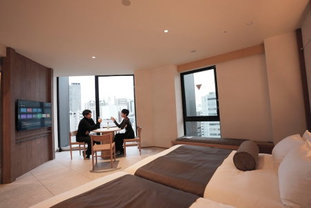 CINQS Hotel, Osaka, Japón