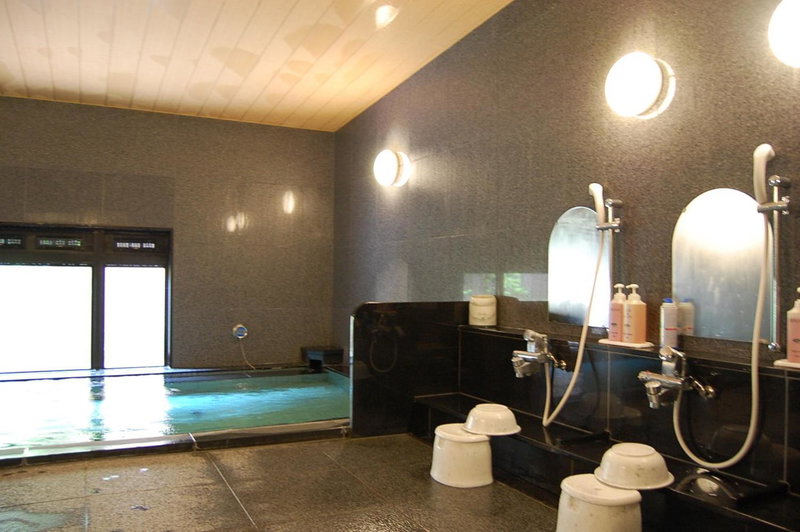Hotel Route-Inn Nagahama Inter, Nagahama, Япония