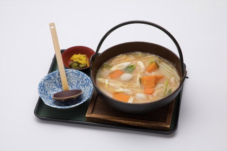 Kur and Hotel Isawa, Fuefuki, Japón