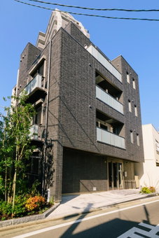 GRAND BASE Hakata Haruyoshi, Fukuoka, Japón