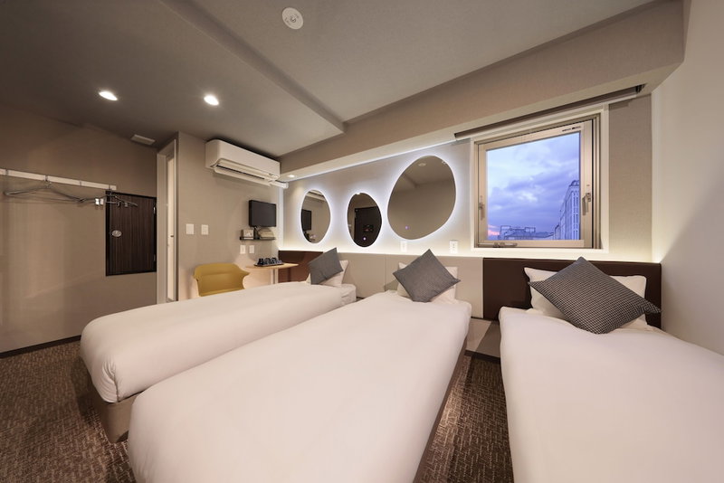 Tennoji Crystal Hotel, Osaka, Япония