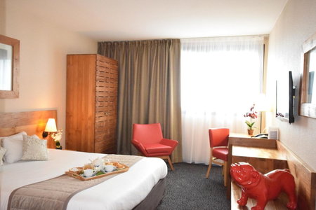 Kyriad Prestige - Bordeaux Aeroport, Mérignac, France