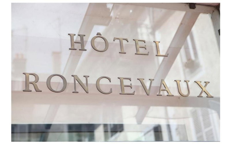 Hôtel Le Roncevaux, Pau, Francia