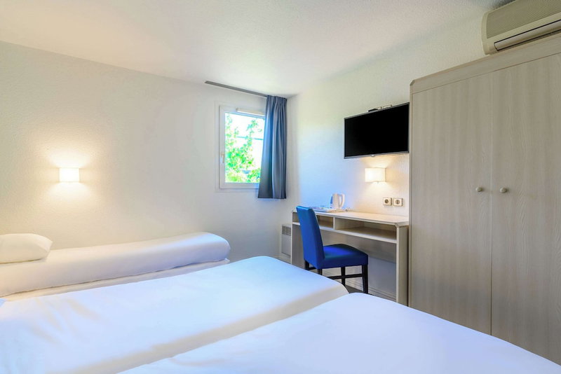 Comfort Hotel Orleans Saran, Saran, France