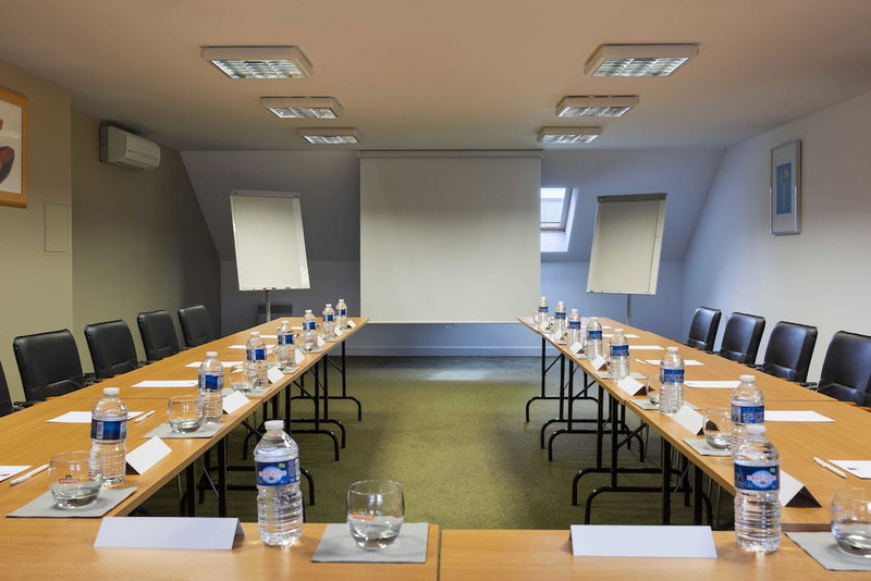 Comfort Hotel Orleans Saran, Saran, France