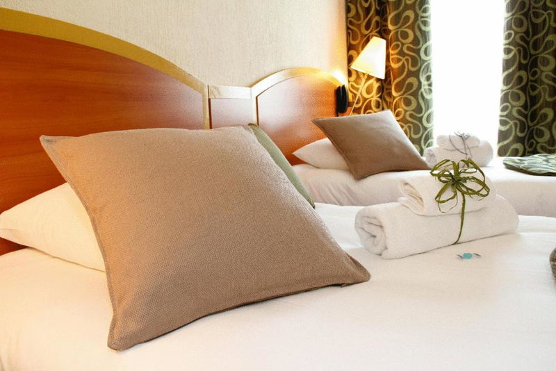Hotel Kyriad Lamballe, Lamballe, France