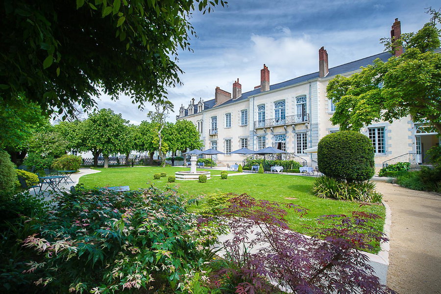Hôtel 4 étoiles - Restaurants & Spa Périer Du Bignon, Laval, France