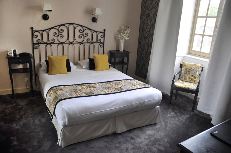 Hôtel 4 étoiles - Restaurants & Spa Périer Du Bignon, Laval, France
