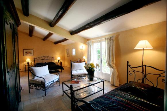 La Ferme, Saint-Marc-Jaumegarde, Francia