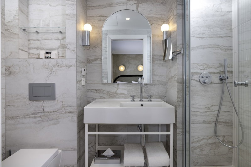 Hotel des Carmes By Malone, Paris, Francia