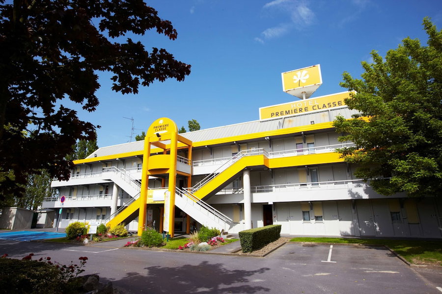 Première Classe Versailles - St Cyr l'Ecole, Saint-Cyr-l'Ecole, Франция