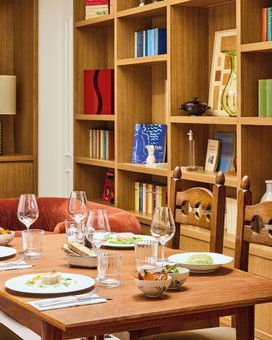 Hôtel Noucha, Paris, France
