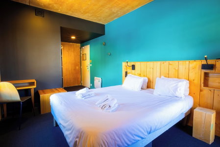 The People - Les 2 Alpes - Hostel, Les Deux Alpes, France