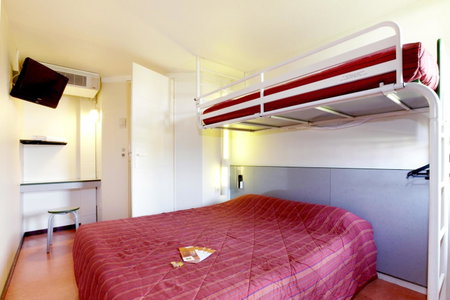 Premiere Classe Niort Est La Creche, La Creche, France
