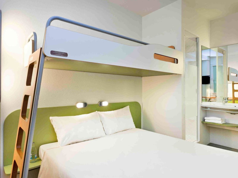 ibis budget Lyon Est Chaponnay, Chaponnay, France