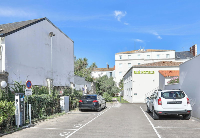 B&B HOTEL Les Sables-d'Olonne Centre Gare, Les Sables-d'Olonne, France