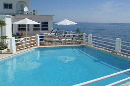 Hotel Ariana, Marine du Miomo, France
