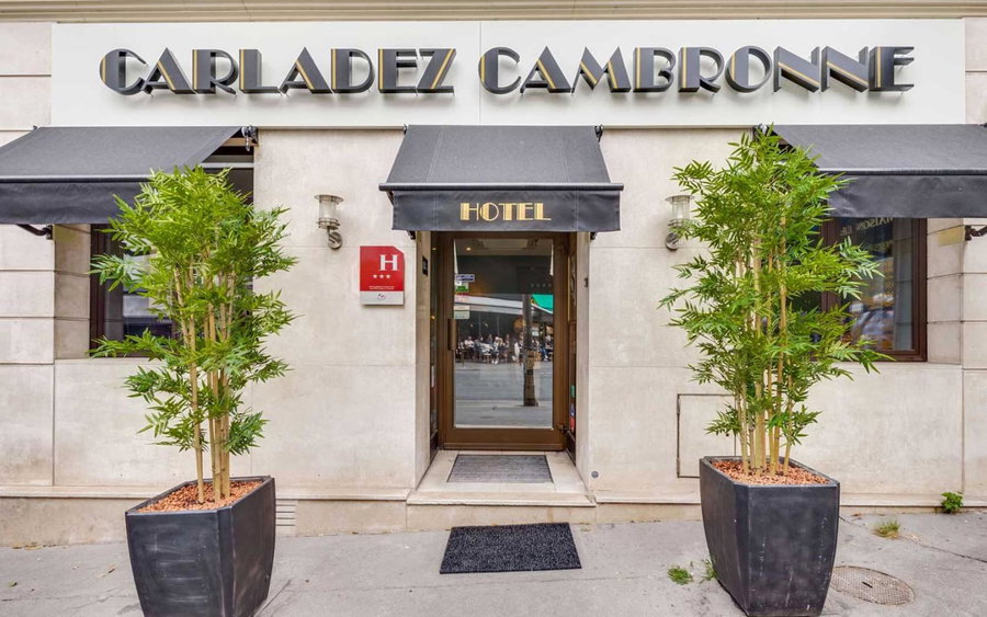 Carladez Cambronne, Paris, Francia