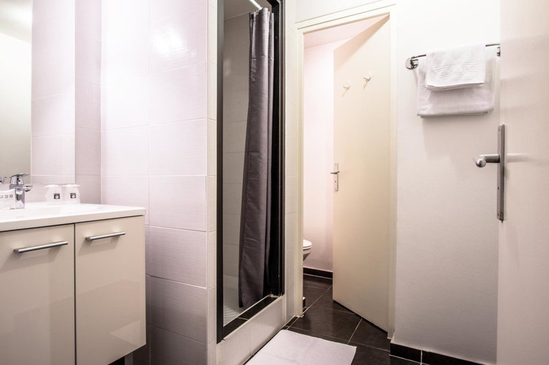 Hotel Actuel Chambéry Centre Gare, Chambéry, France