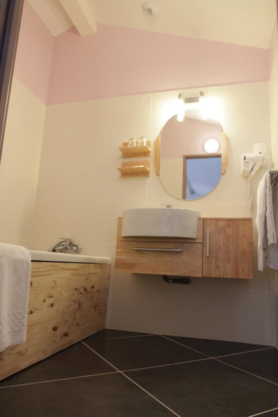 Urban Style, Hôtel Le Cheval Noir, Saint-Étienne, Saint-Étienne, Frankreich