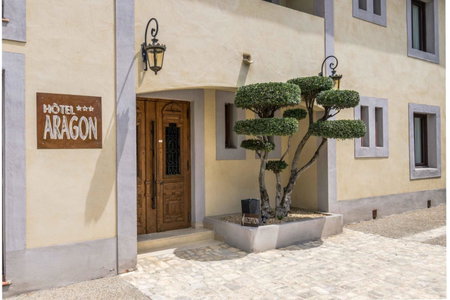 Hôtel l'Aragon à 50m de la cité de Carcassonne, Carcassonne, Francia